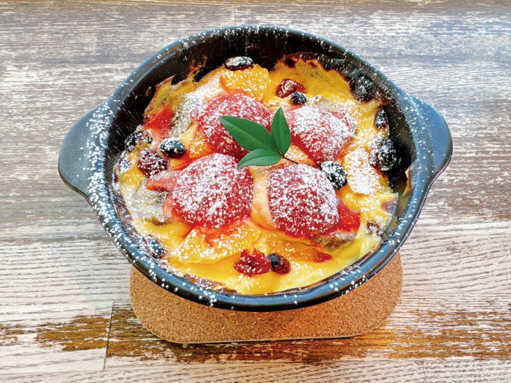 Cafe Lanai 光の道 あまおうのフルーツグラタン