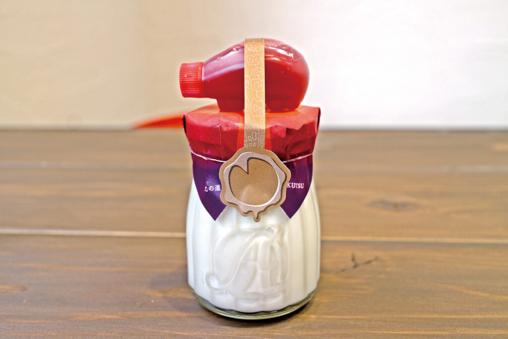 Piilo こぶたのプリン 光の道・あまおうミルク